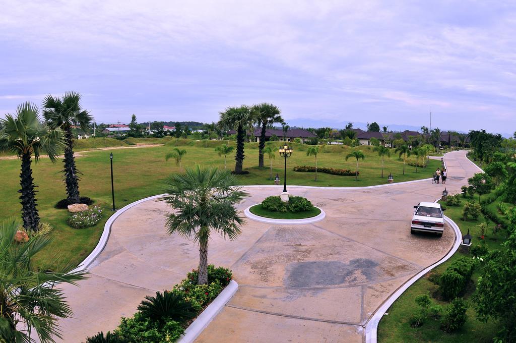 The Hotel Amara Nay Pyi Taw Naypyidaw Exterior photo