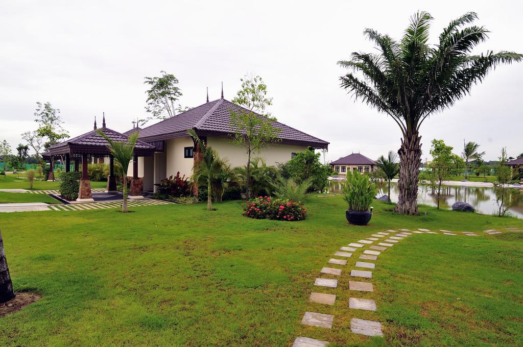 The Hotel Amara Nay Pyi Taw Naypyidaw Exterior photo